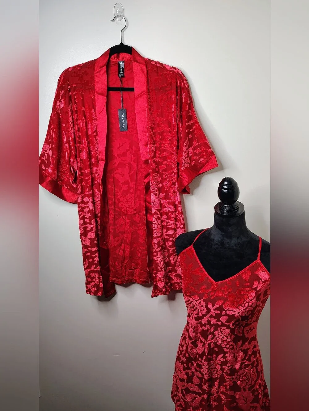 Youmita 3 Piece Red Satin Burnout Floral Lingerie Set Robe Chemise & Thong‎ NWT